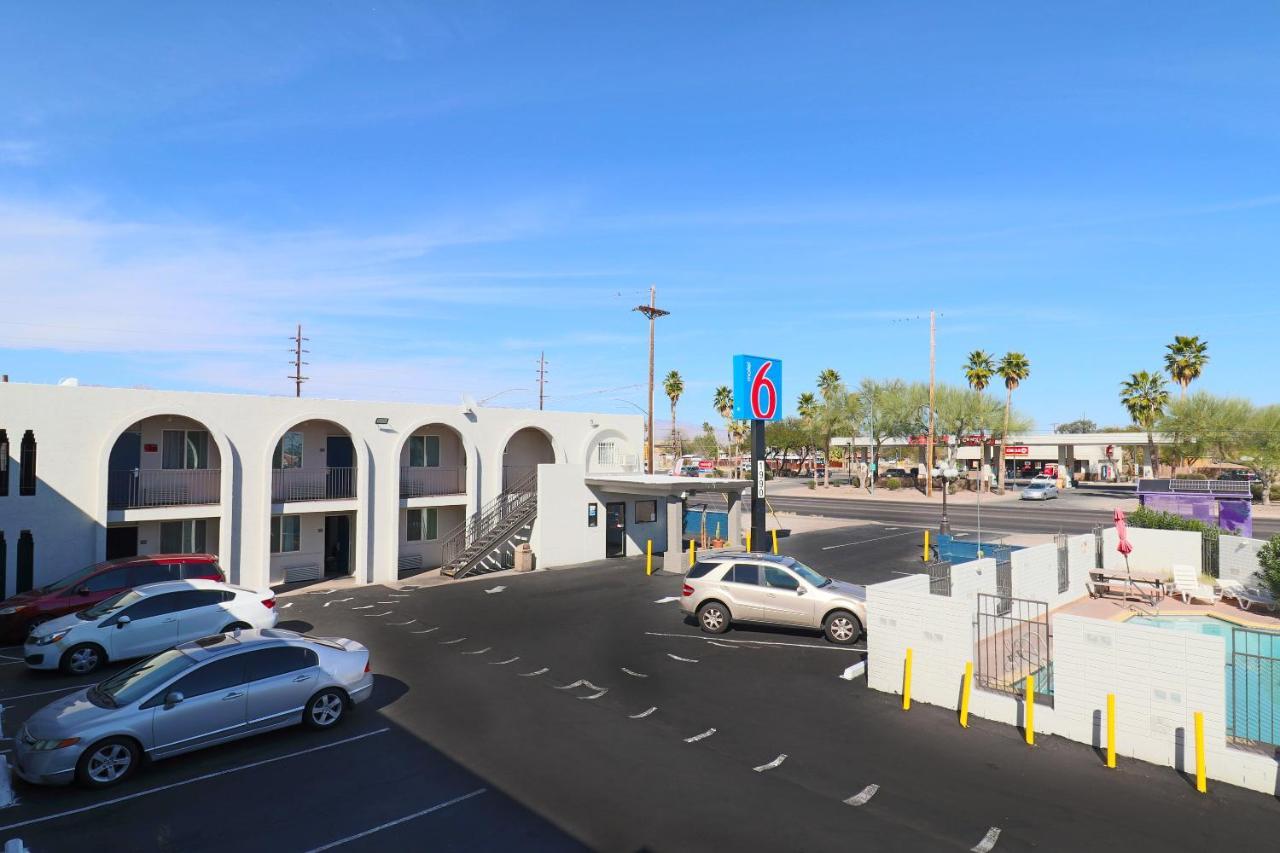 Motel 6 Tucson, Az - East Williams Center Εξωτερικό φωτογραφία