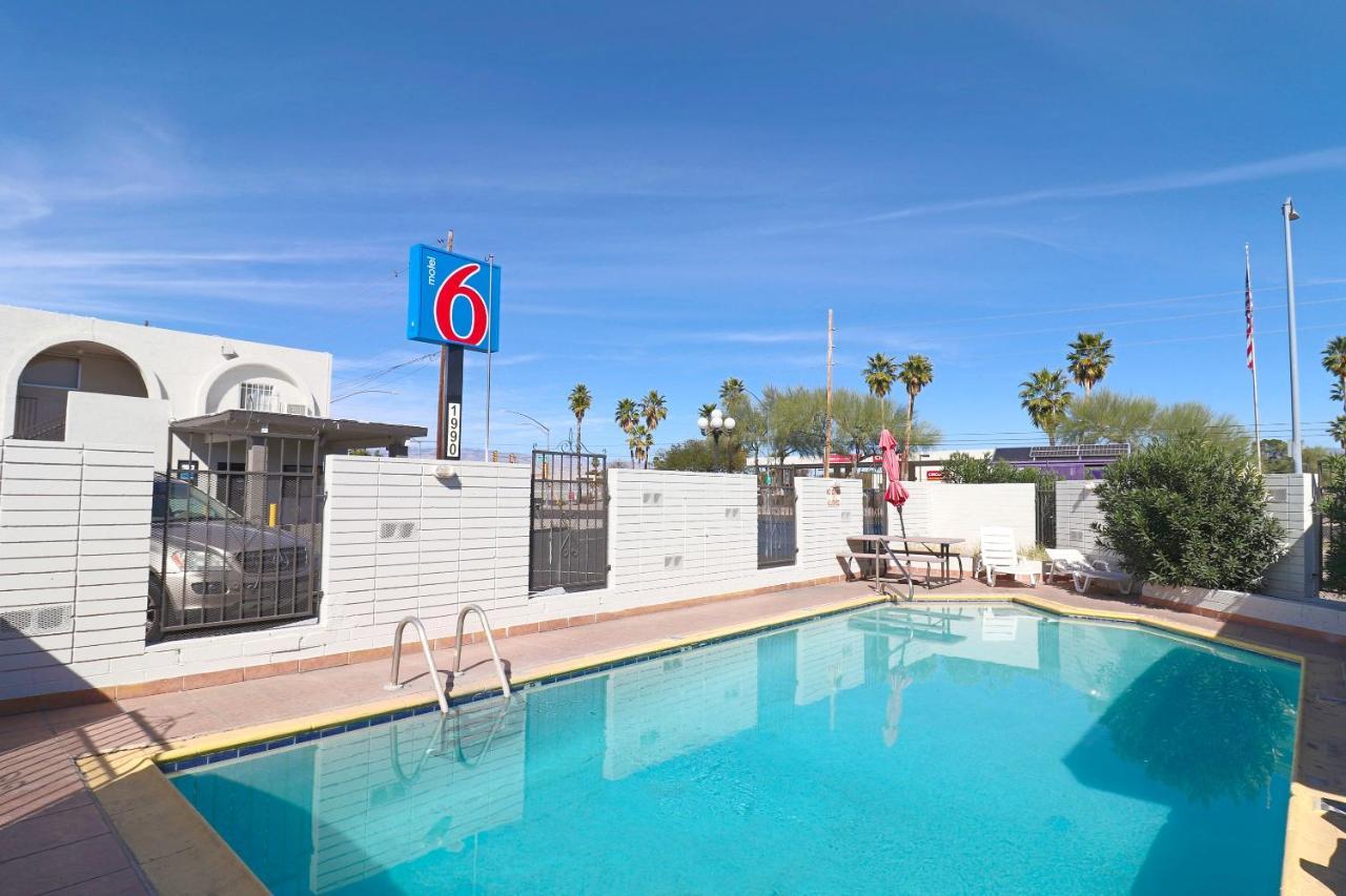 Motel 6 Tucson, Az - East Williams Center Εξωτερικό φωτογραφία
